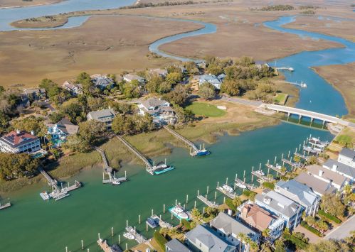 55 Waterway Island Dr, Isle Of Palms SC  29451-2728 exterior