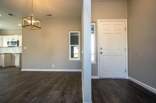 1861 Nikki Ann Way, Turlock, CA 95380-3779