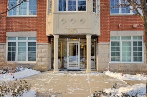 640 Mchenry Rd, Wheeling, IL 60090-3859