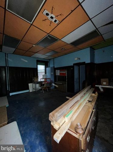 601 Chelten Ave, Philadelphia PA  19126-3825 exterior