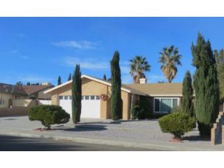 245 Chambers St, Ridgecrest, CA 93555-3952