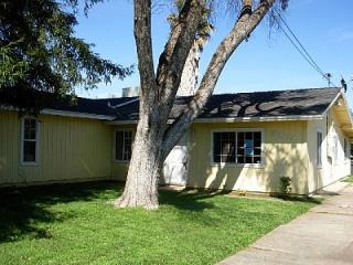 3404 Walnut Ave, Carmichael, CA 95608-3242