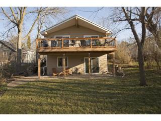 3130 Shores Blvd, Orono, MN 55391-2839