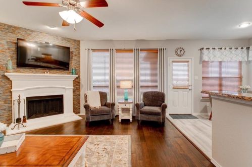 10065 Red Bluff Ln, Fort Worth TX  76177-7402 exterior
