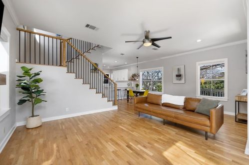 3602 2nd St, Austin TX  78702-4311 exterior