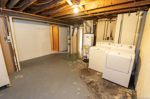 9055 Beechwood Dr, Denver CO  80229-4050 exterior