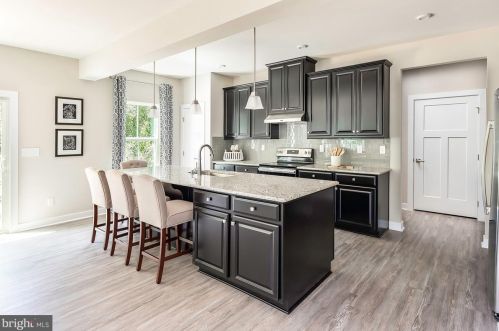 1400 Beck Ml Rd, Hanover PA 17331-9752 exterior