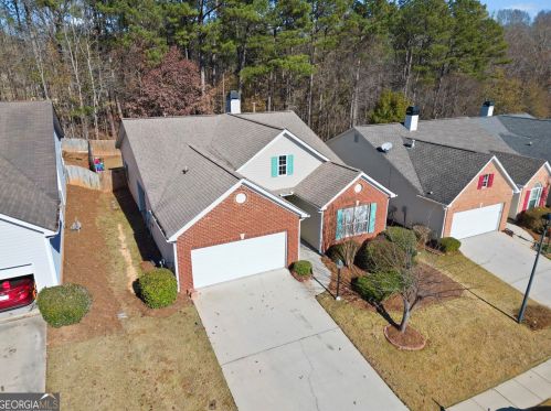 556 Goldfinch Way, Stockbridge GA  30281-9027 exterior