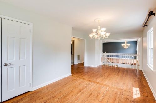 2044 Ellwyn Dr, Atlanta GA  30341-1541 exterior