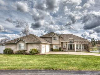 16620 Secretariat Ln, Spokane Valley WA  99037-8870 exterior