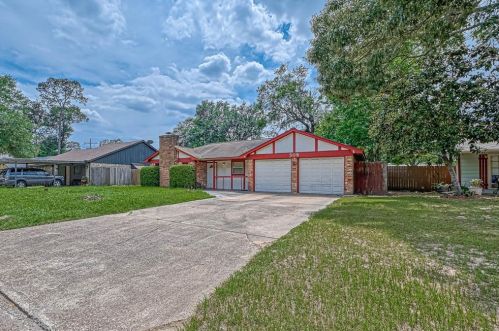 508 Barbara Ln, Conroe, TX 77301-4002