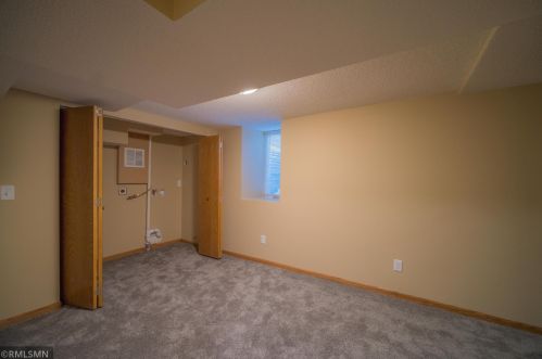 9 Acker St, Saint Paul MN  55117-5508 exterior