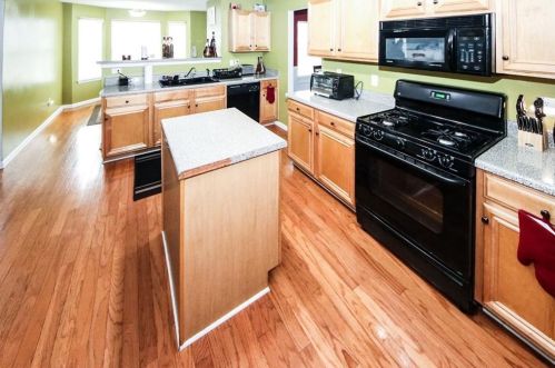 6791 Foxfire Pl, Atlanta GA  30349-1383 exterior