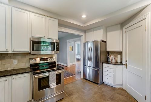 1306 Duncan Ave, Cincinnati OH 45208-2312 exterior