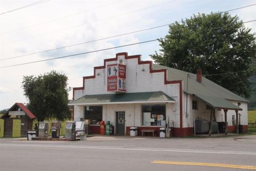 11394 Big Island Hwy, Snowden, VA 24526-3004