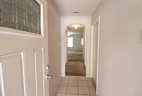 9743 Gulfstream Dr, Conroe TX  77303-4097 exterior
