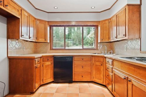 3016 Riviera Dr, Conyers GA  30012-2755 exterior