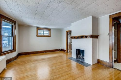 828 Holly Ave, Saint Paul MN  55104-7137 exterior