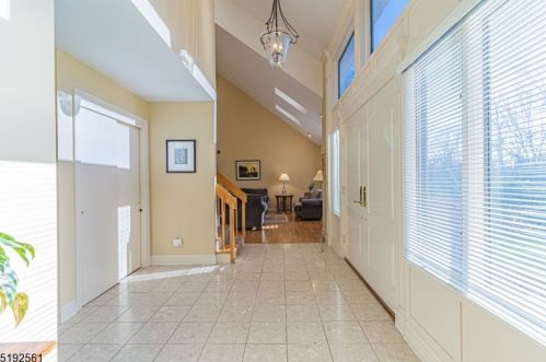 4 Theodore Dr, Dover NJ  07869-1913 exterior