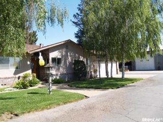 23303 Davis Rd, Lodi, CA 95242-9465