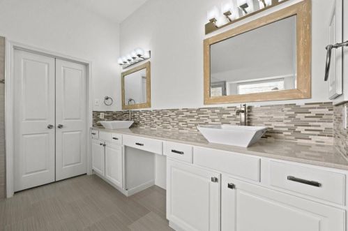 2429 Equestrian Trl, Austin TX  78727-1408 exterior