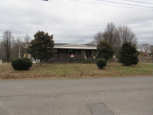 6662 Old Smithville Hwy, Ravenscroft, TN 38583-7106