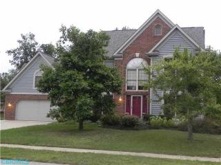 909 Ludwig Dr, Columbus, OH 43230-3881