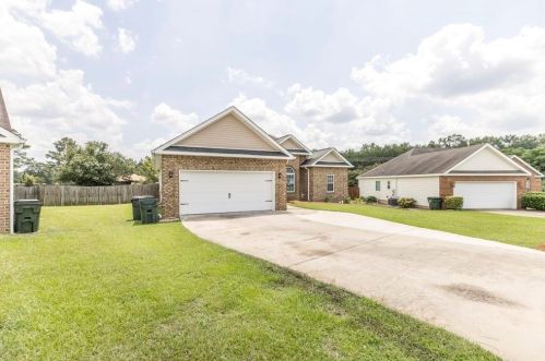 505 Brookhaven Dr, Bonaire, GA 31005-3067