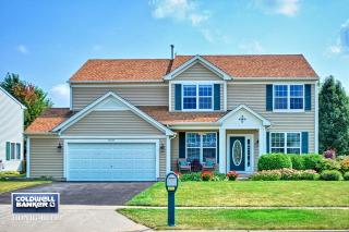 10437 Scott Dr, Huntley, IL 60142-2380