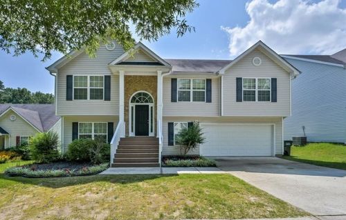 4267 Virgil Moon Xing, Loganville, GA 30052-8104