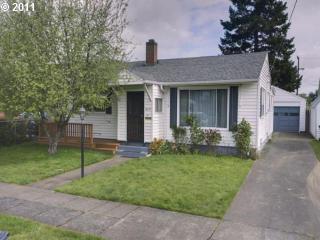 8045 Ivanhoe St, Portland OR  97203-3859 exterior