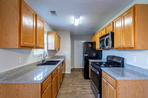 152 Roosevelt Blvd, Jackson, GA 30233-6134