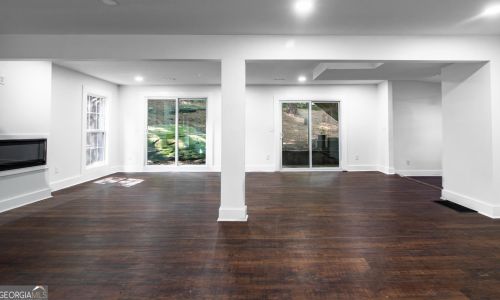 2278 Drew Vly Rd, Atlanta GA  30319-3977 exterior