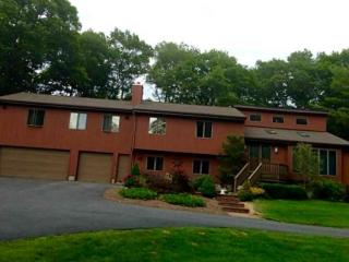 332 Ide Rd, Scituate, RI 02857-1050
