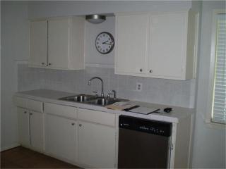 2303 Roy Cir, Houston TX  77007-1307 exterior