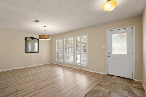 11804 Charing Cross Rd, Austin TX  78759-3621 exterior