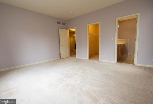 209 Sutherland Rd, Lancaster PA  17603-9053 exterior