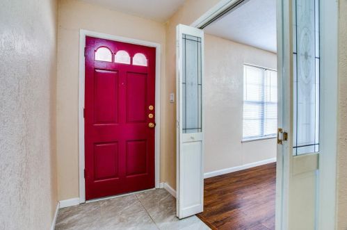 7025 Treehaven Rd, Fort Worth TX  76116-9033 exterior