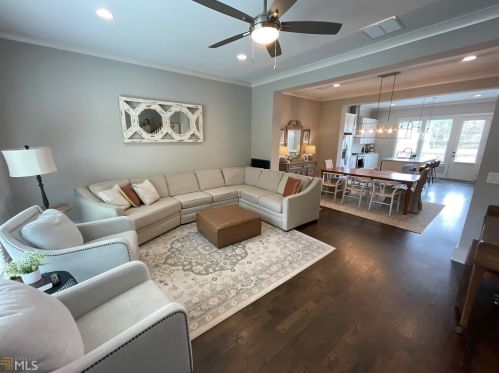 144 1st Ave, Lilburn, GA 30047-3820