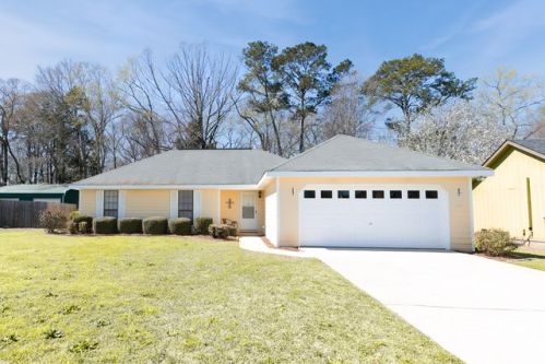 234 Ridgebend Dr, Lithonia, GA 31028-1604