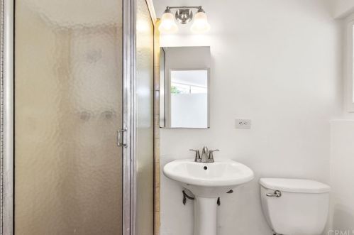 1129 Vermont Ave, Anaheim CA  92802-1825 exterior