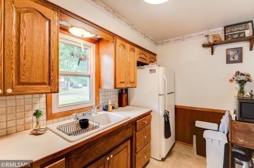 385 3rd Ave, Saint Paul MN  55112-7844 exterior