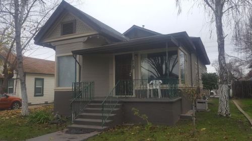 311 Elm St, Lodi, CA 95240-2307