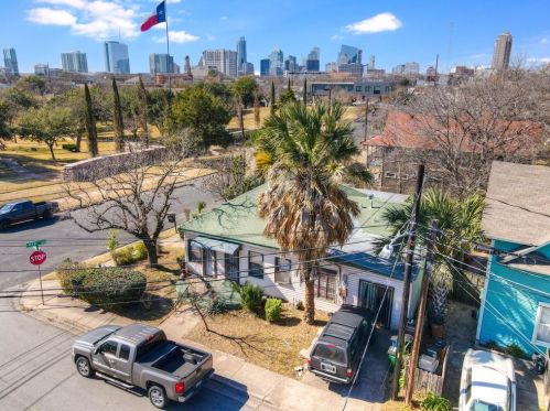 1504 11th St, Austin TX  78702-1909 exterior