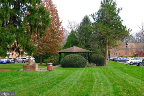 2250 Washington Ave, Silver Spring MD  20910-2647 exterior