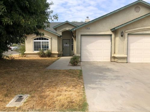 1000 Harbor Ct, Madera, CA 93637-2777