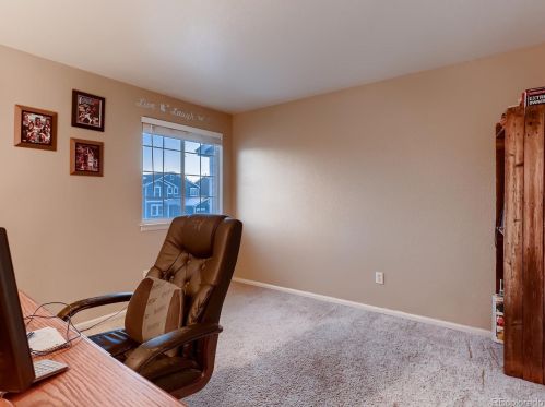 16245 Phillips Dr, Englewood CO 80112-4603 exterior