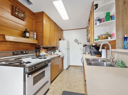 1300 Quail Trl, Fort Worth TX  76114-2321 exterior