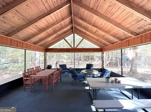 1639 Amalie Dr, Statham, GA 30666-2318