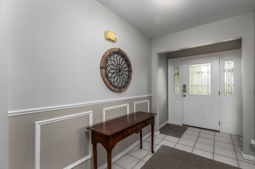2 Maplewood Ln, Ottawa, IL 61350-1143